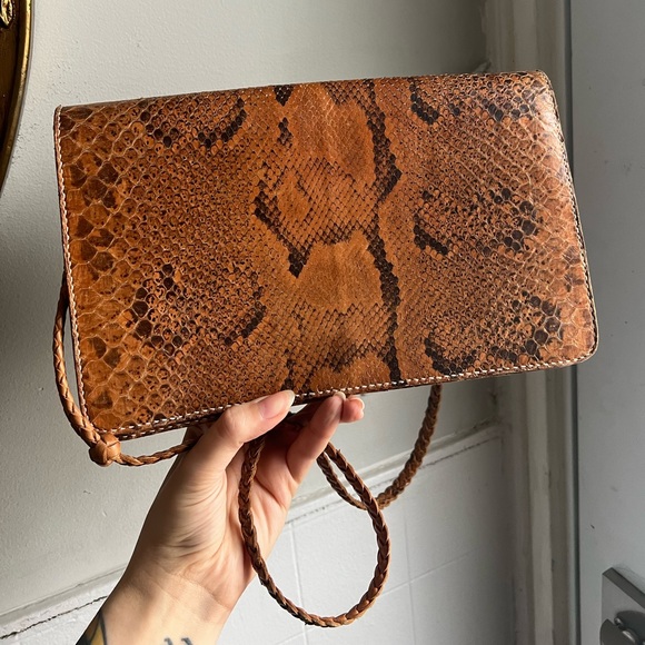 Vintage leather snake skin bag - Picture 1 of 7